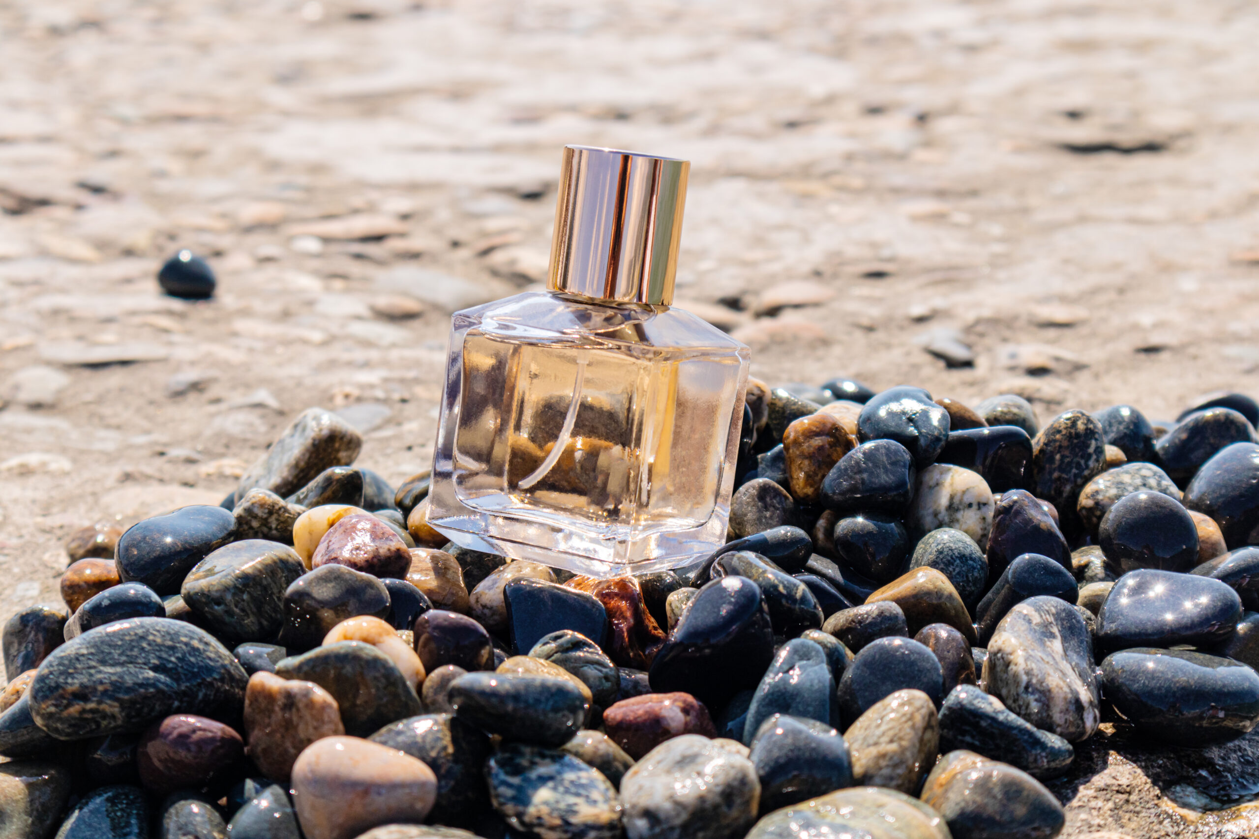 If You Can Spare 2 Seconds to Apply This “Formula 3.0” Scent Ritual, You Can Break the Over-Thinking Loop and Command Instant Social Presence